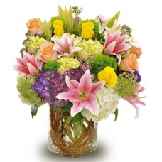 Cam Vazoda Renkli Çiçekler